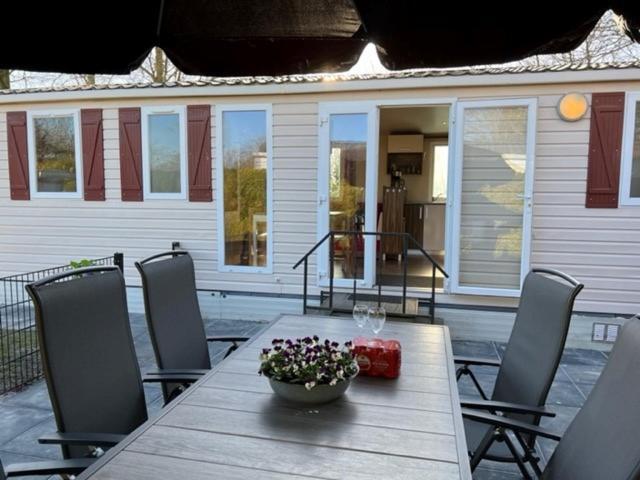 Suameer Chalet Kajuit 418 Op 5 Sterren Camping Bergumermeer酒店 外观 照片
