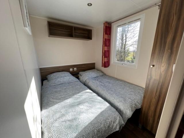 Suameer Chalet Kajuit 418 Op 5 Sterren Camping Bergumermeer酒店 外观 照片